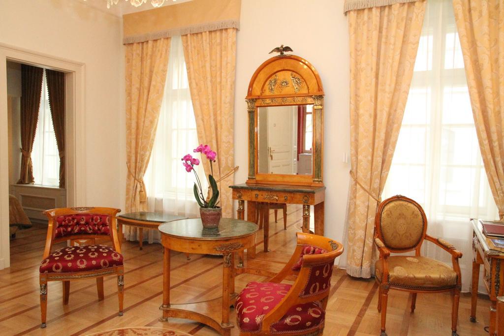 St. George Residence Budapest Eksteriør bilde