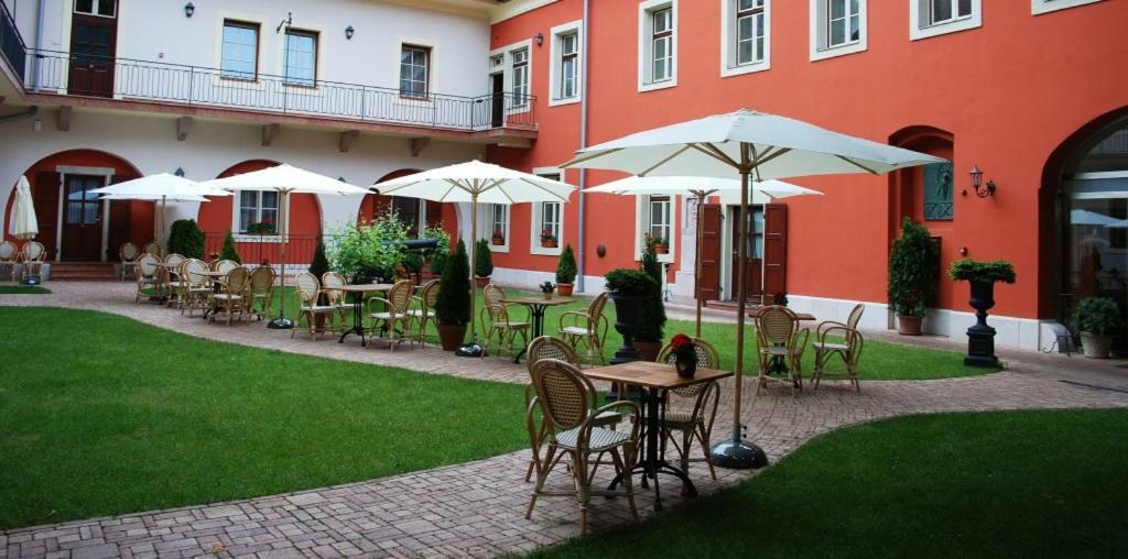 St. George Residence Budapest Eksteriør bilde